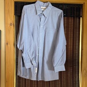 Gold Label Roundtree & Yorke Light Blue Dress Shirt
